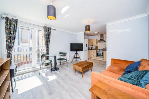 Living Room/Kitchen
