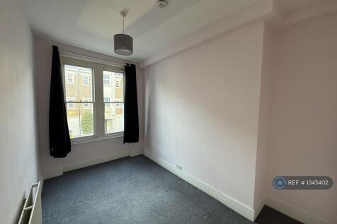 Hetley Road, London, W12 photo 3