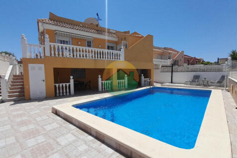 3 Bedroom Detached For Sale-FOA387-1