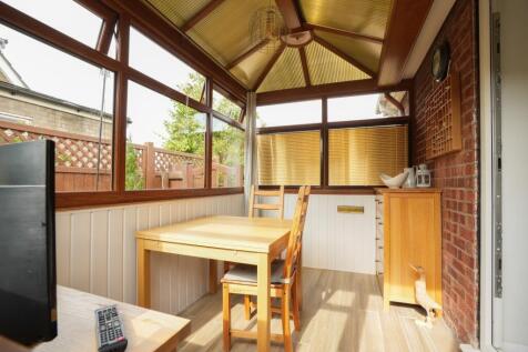 EweMove Estate Agents Scunthorpe - Conservatory