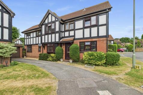 4 bedroom Detached for sale