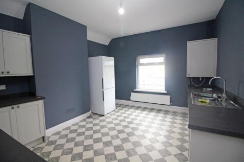 Kitchen...jpg