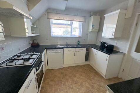 Room 4, Keynes Road, CB5 photo 5