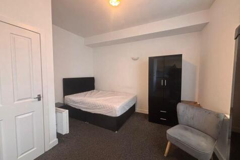 Flat 4, Park Crescent, Bradford photo 5