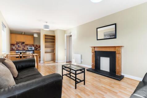 Kitchen/ Living/ Din