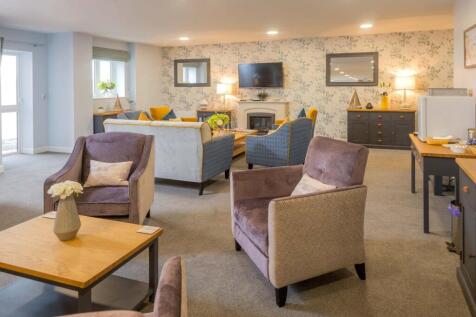 Communal Lounge