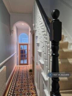 Wimbledon Park Road, London, SW18 photo 5
