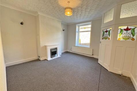 Spacious Lounge