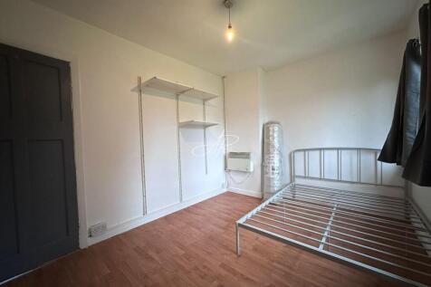 Blandford Road, Birmingham, B32 photo 4