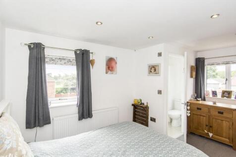 Bedroom One Photo Two