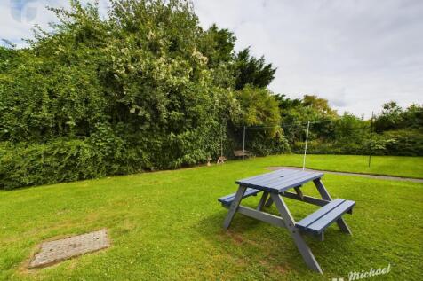 CAM02538G0-PR0020-STILL014