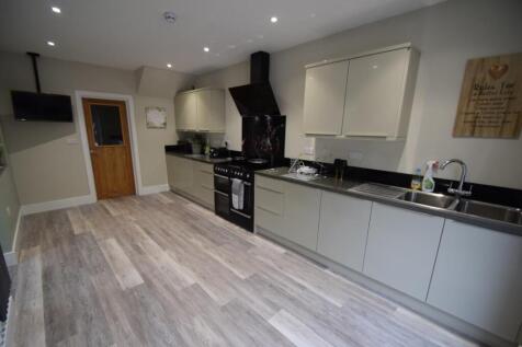 72 Langney Road Kitchen2 - Copy.jpg