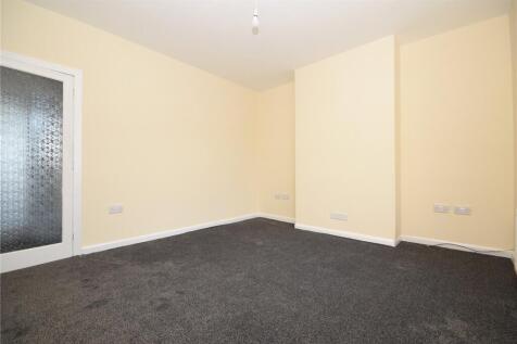 Pitfield Road, Carlton, Wakefield, West Yorkshire photo 3