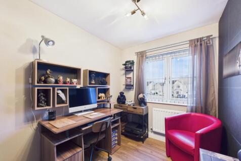 CAM03185G0-PR0127-STILL017