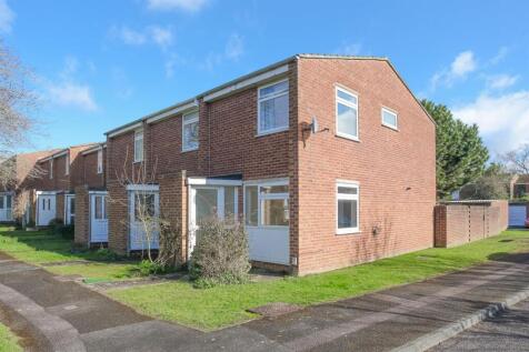 12 Marriott Close (22).jpg