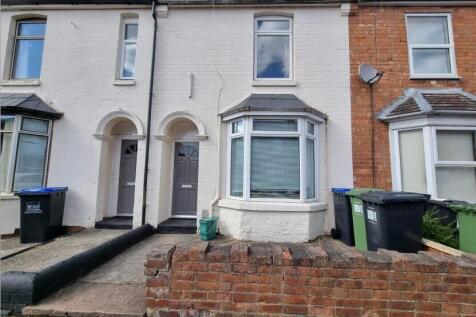 4-bed terraced on Aylesford Street, Leamington Spa, £2,060/mo