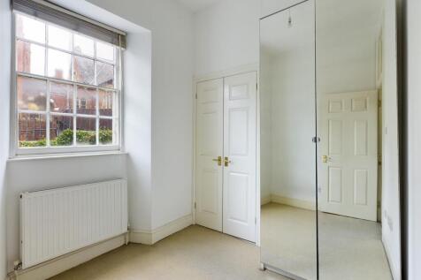 5c Lansdowne Terrace - 04.jpg