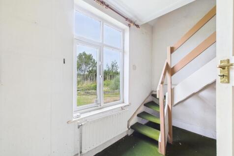 3-bedroom detached bungalow  (9).jpg