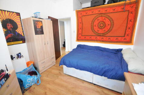 5-bed terraced on Standish Road, Fallowfield, Manchester, M14, £3,743/mo