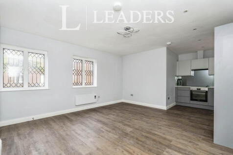 Carlton House, Ringwood Road, Woodlands, SO40 photo 5