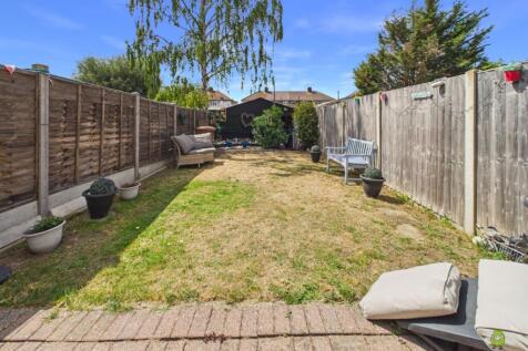 Presented by Clinton at EweMove Bexleyheath and Da