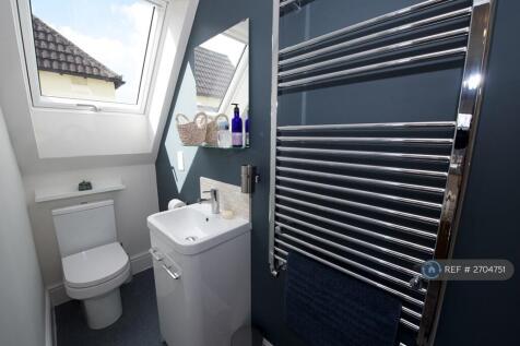 The Ensuite Bathroom 