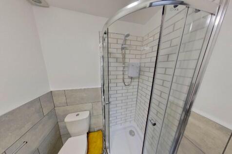 2F Shower Room