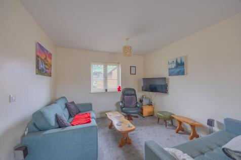 Ewemove Taunton Home Terrace (5)