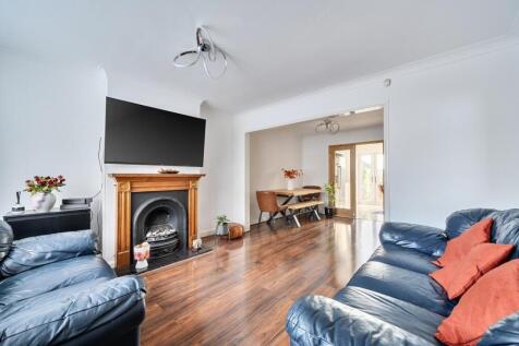 Davidson Frost-Wellings, DFW, Balmoral Road, Livin
