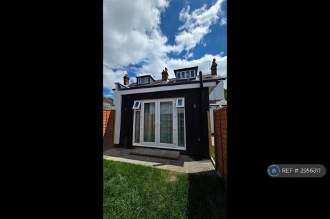 Ewell, Epsom, KT17 photo 4