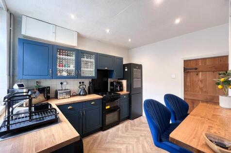 Breakfast Kitchen