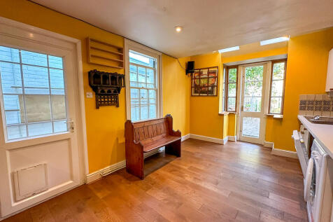 Kitchen (2)
