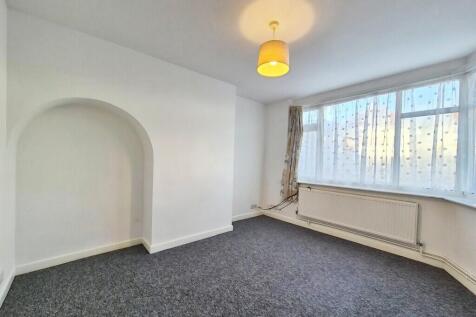 Eliotts Drive, Yeovil photo 5