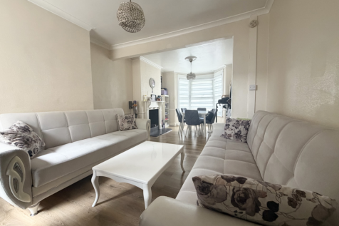 Two Bedroom House with Private Garden ¿ Sutherl