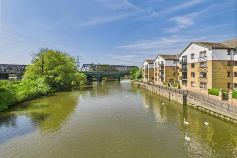 Peterborough, PE1 - property photo