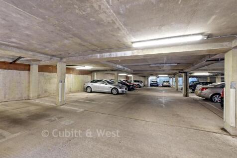 Driveway/Parking