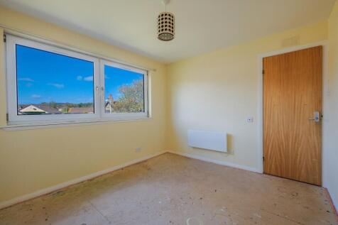 Bedroom 5 alternative view