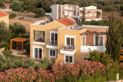 Semi-det. villas 1&amp;2