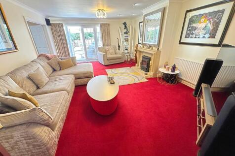 Facetune_11-07-20...