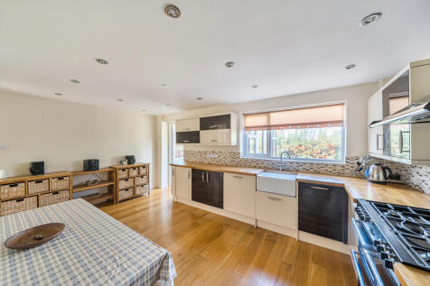 1350718-15-68c436...