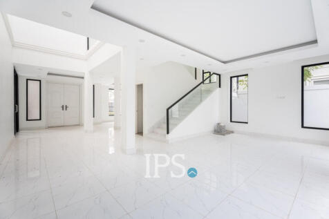 3 Bedroom Villa For Sale - Chip Mong Grand Phnom Penh, Kmounh, Sen Sok, Phnom Penh