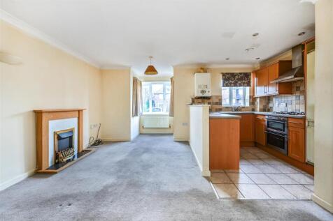 FLAT 2 - COLBERN COURT - TN402EX - PHOTOS (8).jpg