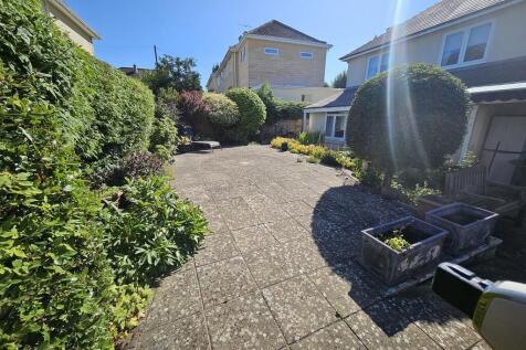 residents outside...