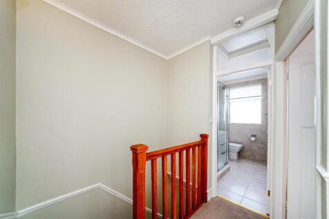 76 Roberts Road-22.jpg