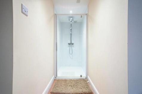 16 St. Martins Cl...