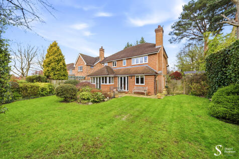 25 Grassfield Way...