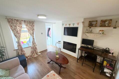 Old Roose, Barrow-In-Furness, LA13 photo 3