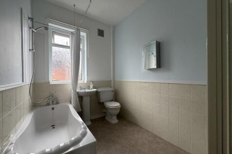 11 Charles Street, Cadishead photo 5