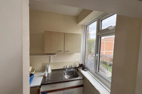 Unit 5 Trinity House kitchenette.jpg
