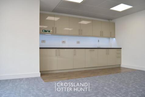 2PicsartAiImageEnhancer 2.png